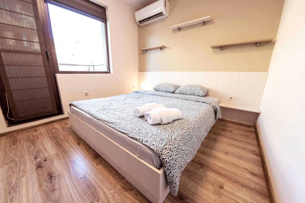 Bright 1Bdr Apartment With A Balcony ソフィア エクステリア 写真