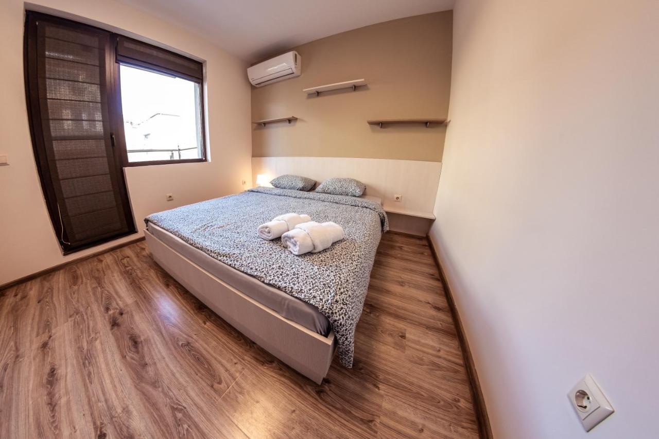 Bright 1Bdr Apartment With A Balcony ソフィア エクステリア 写真