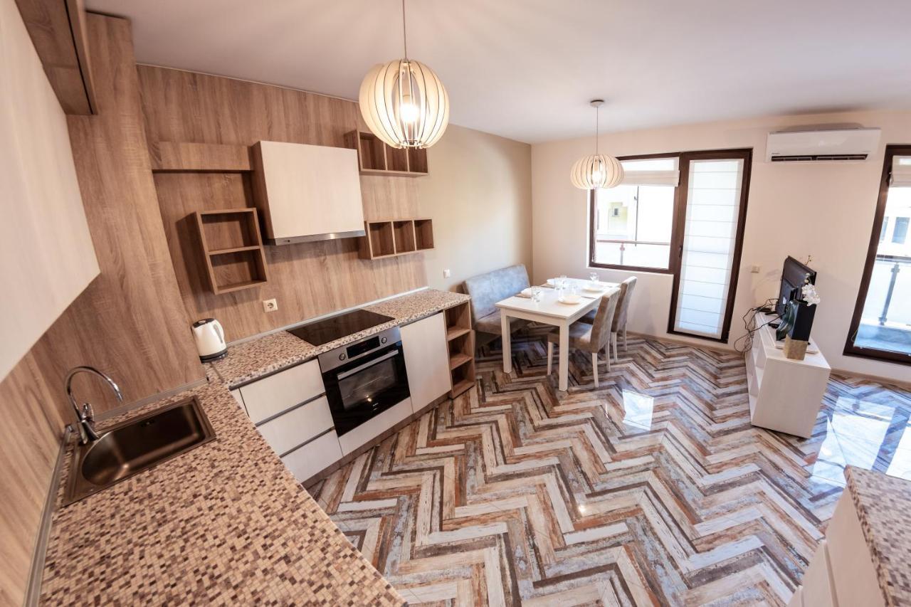 Bright 1Bdr Apartment With A Balcony ソフィア エクステリア 写真