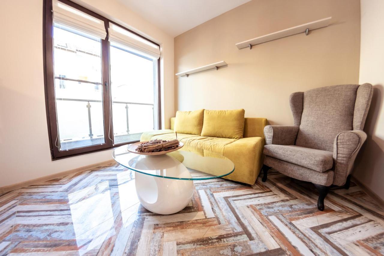 Bright 1Bdr Apartment With A Balcony ソフィア エクステリア 写真