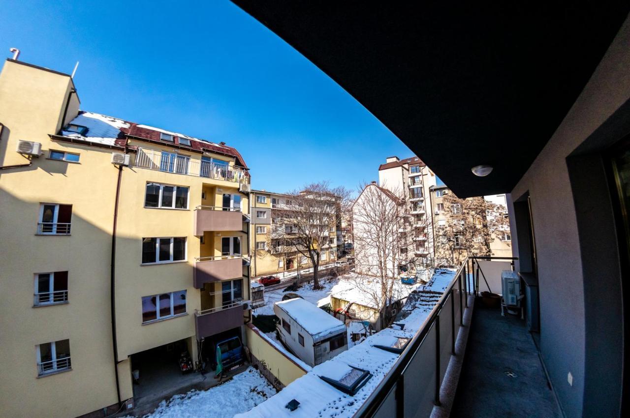 Bright 1Bdr Apartment With A Balcony ソフィア エクステリア 写真